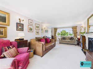 Living Room- click for photo gallery